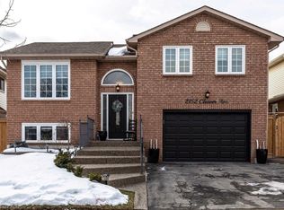 2152 Cleaver Ave, Burlington, ON L7M3W3