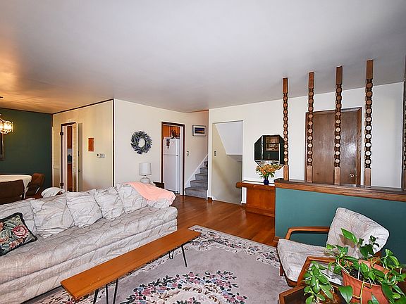 4th image of 737 N Fordham Ave