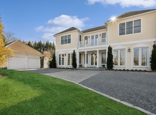 18 Cobblefield Ln, Southampton, NY 11968