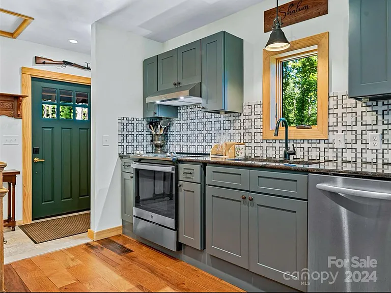 35 Kenzie Way — Photo 4