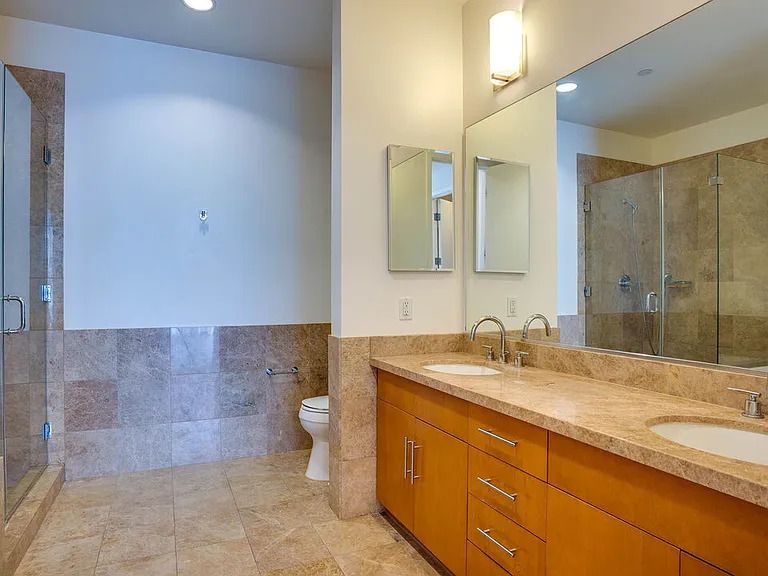 3223 W 6th St #207 — Photo 14