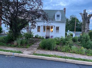 916 N Spring St, Middletown, PA 17057