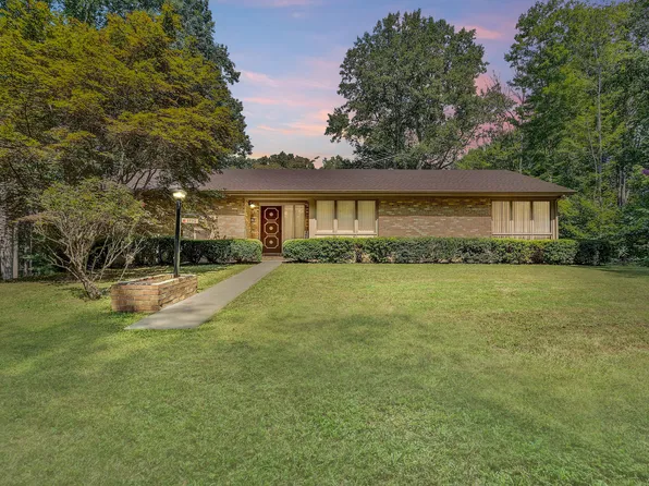 1195 Rhododendron Rd, Callaway, VA 24067