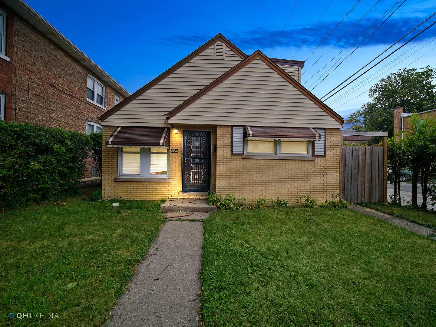 223 23rd Ave photo 1