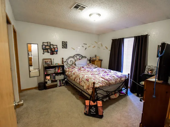Quads (Firm Foundation), 109 Bunting Ln #109, Mankato, MN 56001