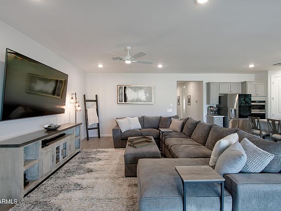 5th image of 17310 W SELDON Lane