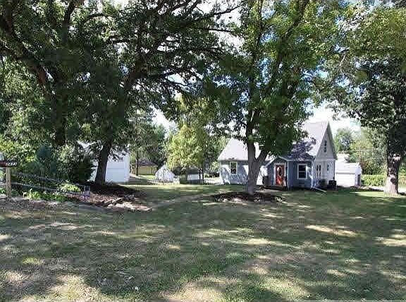 2nd image of 2423 South Avenue E