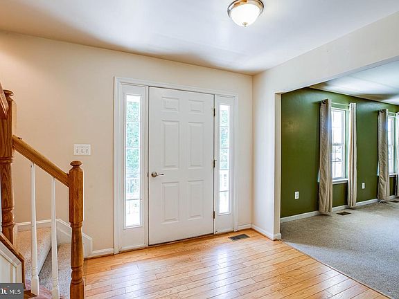 4th image of 11231 Acton Ln
