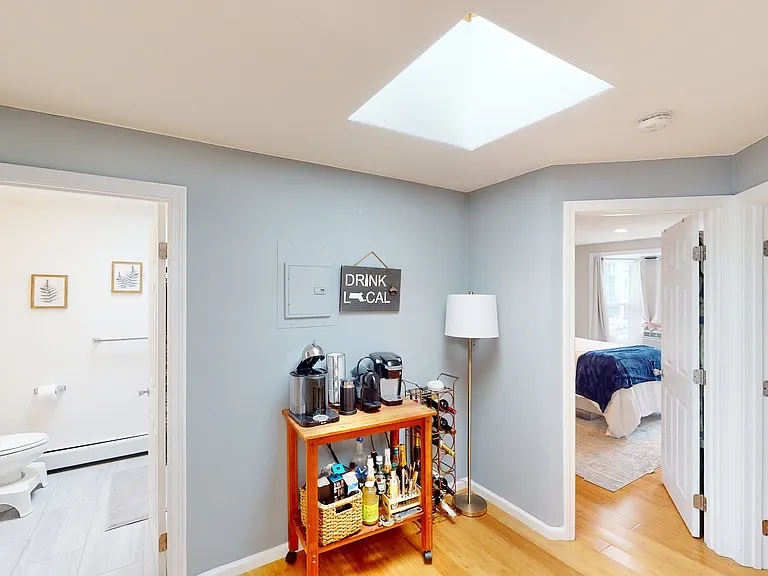 324 W 3rd St #2 — Photo 19