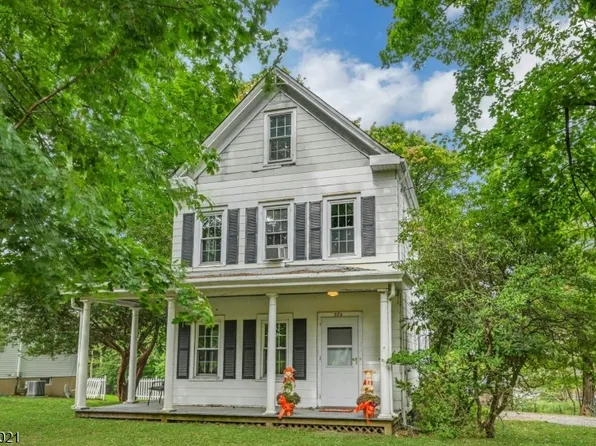 370 Sicomac Ave, Wyckoff, NJ 07481