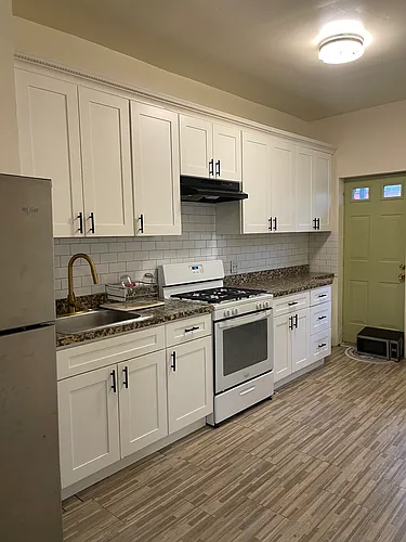 1972 Powell Ave #1 Photo 1