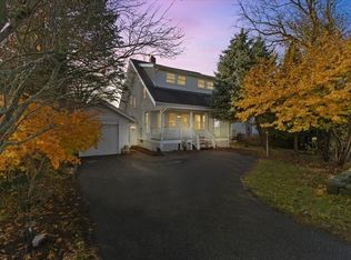 1496 Riverside Ave, Somerset, MA 02726