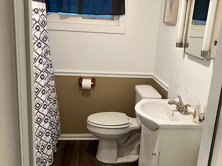 301 Keck Rd #3 — Photo 7