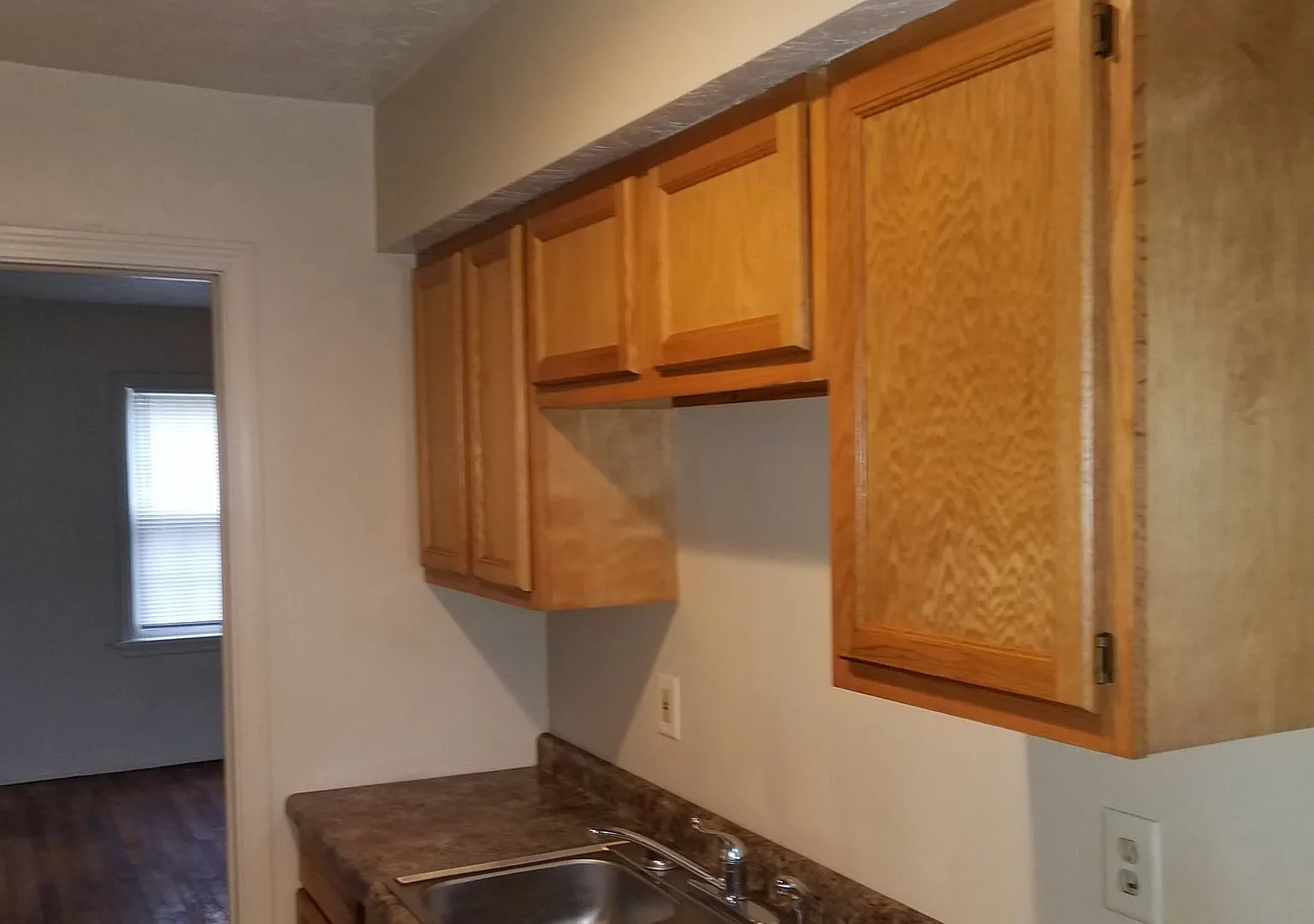 1923 Auburn Ave 801 — Photo 4