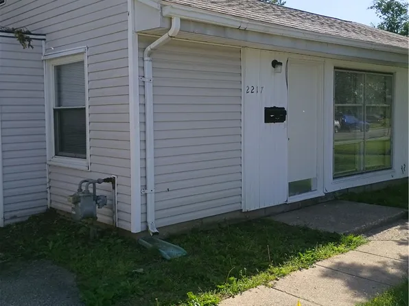 2217 S Hadley Rd, Springfield, OH 45505