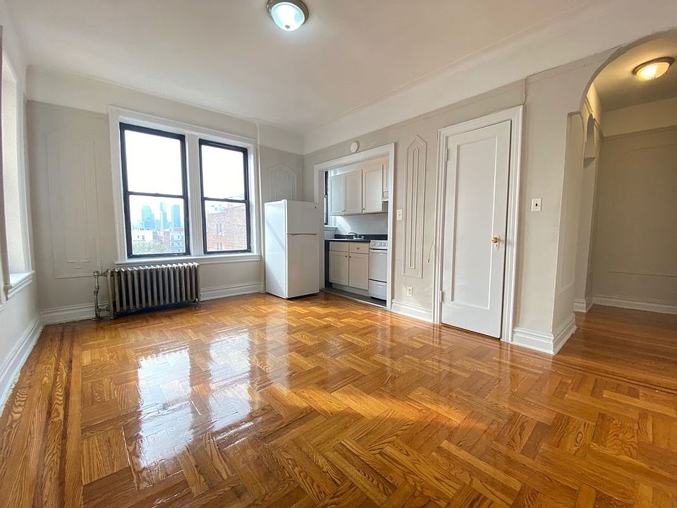 1st image of 45-32 44th St #6T