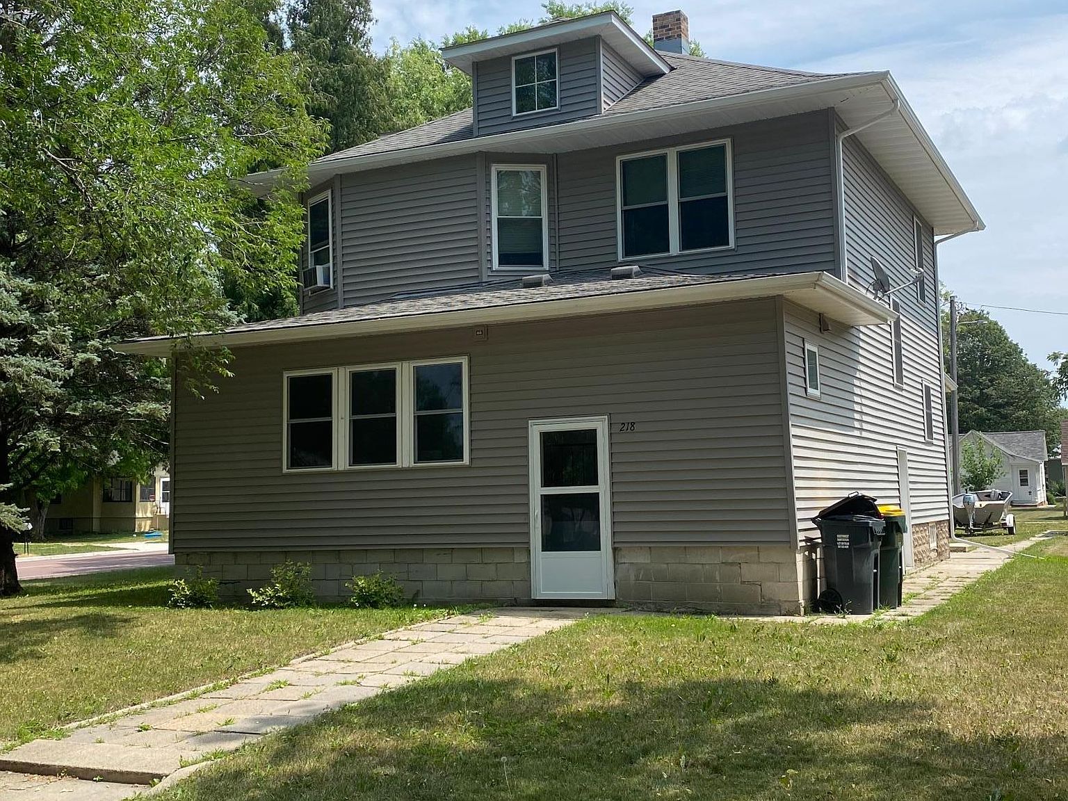 218 Bloomington Ave, MN 56266 Zillow