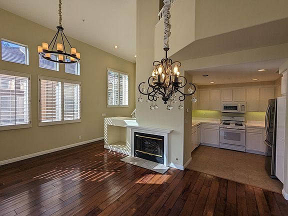 4th image of 2665 Dietrich Dr
