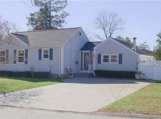 22 Lowell St, Coventry, RI 02816