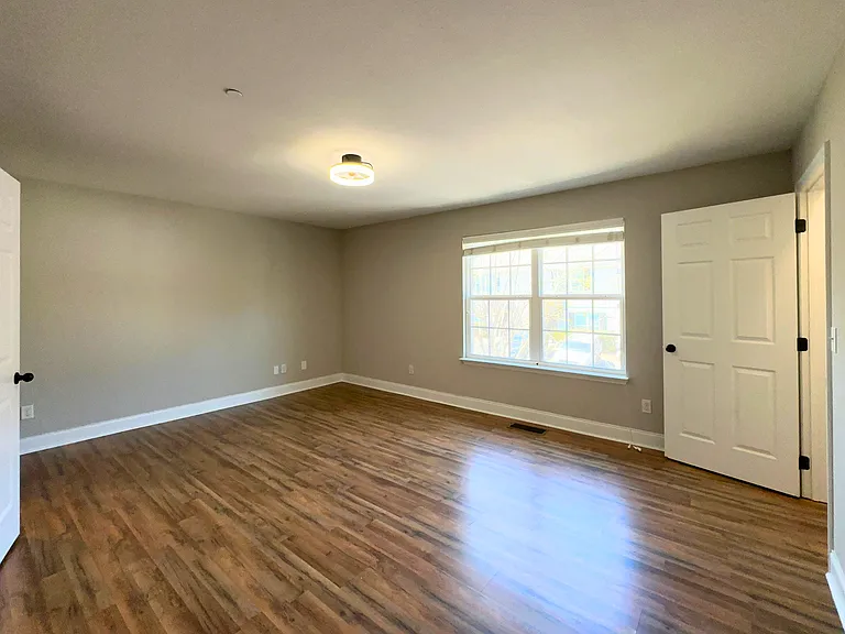 1126 Maple Tree Ln — Photo 20