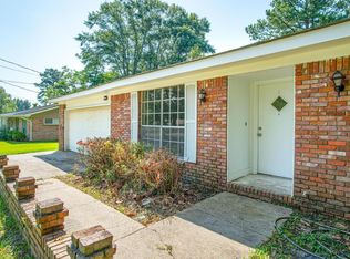 1602 Old Richton Rd, Petal, MS 39465