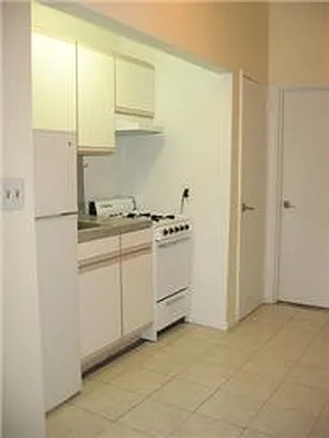 Rented by City Connections Realty | media 14