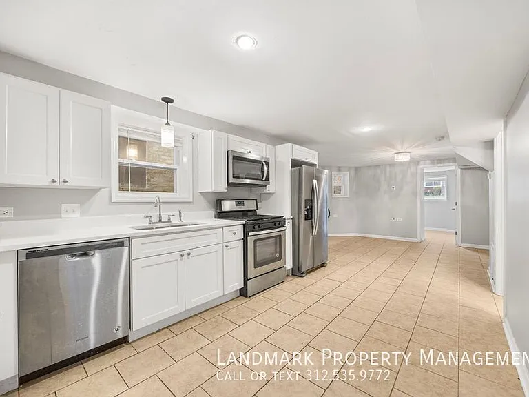 4343 W Drummond Pl #G — Photo 4