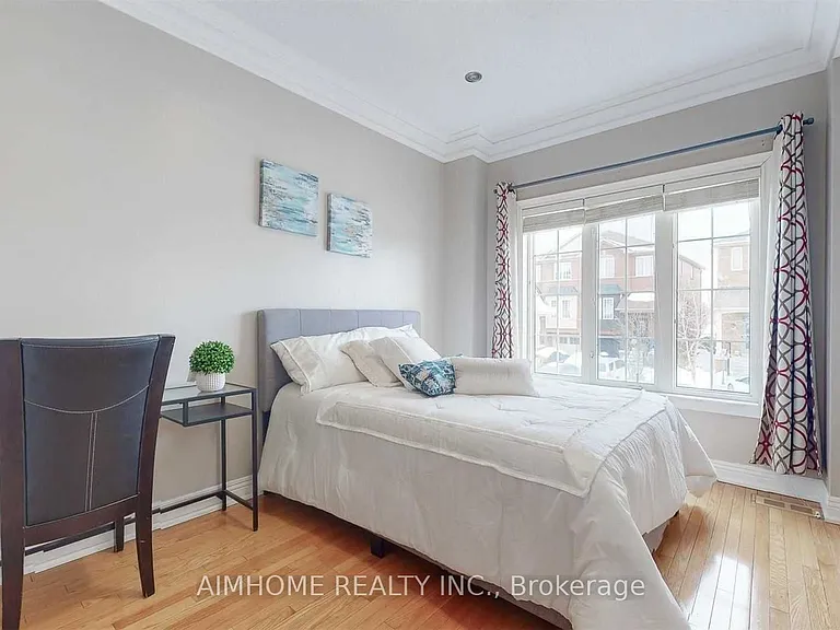 10 Portsmouth Rd #UPPER — Photo 5