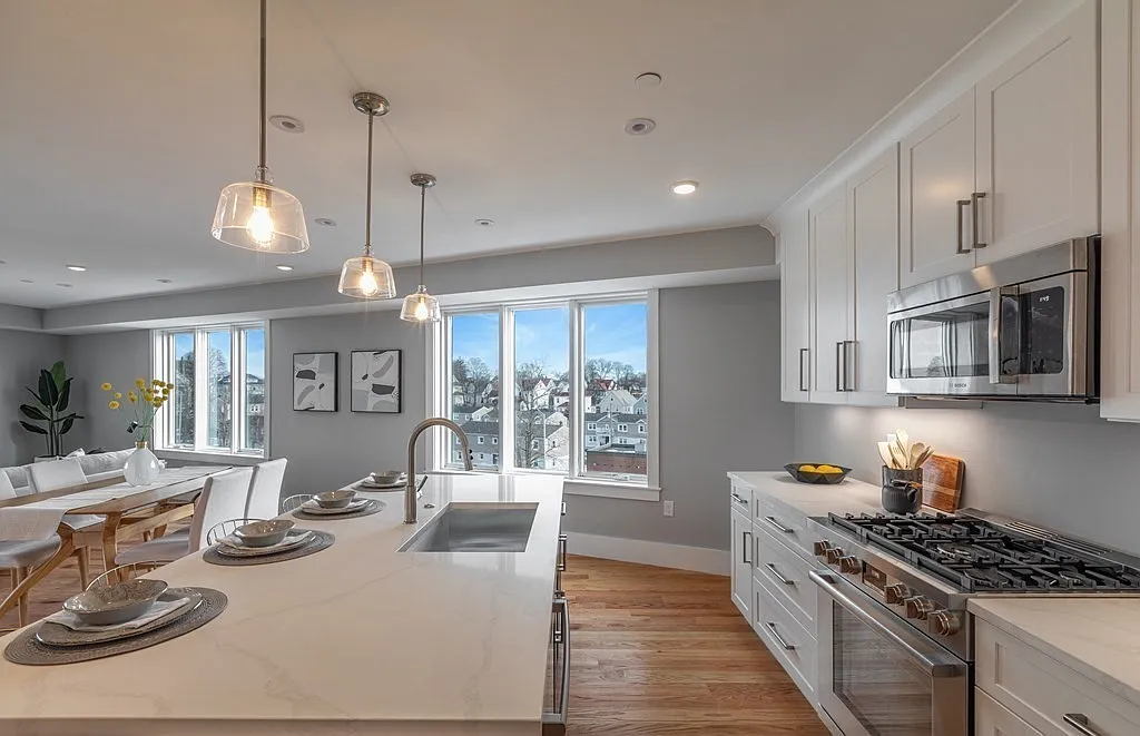 2 bed, 1420 sqft, $3,350 — Photo 3