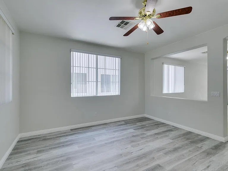 5647 Indian Springs St — Photo 11