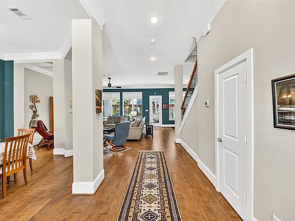 3rd image of 5727 Brancott Way