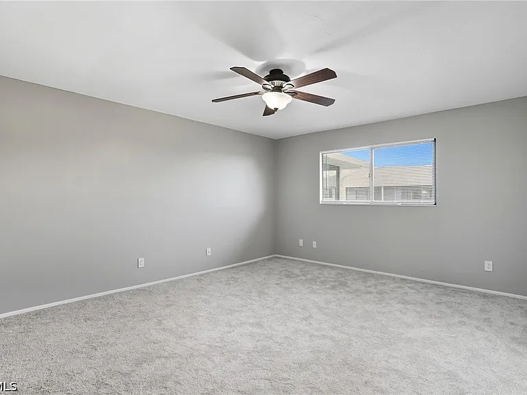 1203 SW 48th Ter #202 — Photo 21