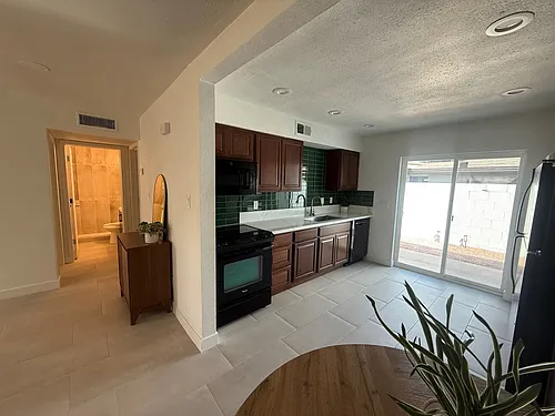 7814 E Heatherbrae Ave #B Photo 1 7814 E Heatherbrae Ave #B Photo 1