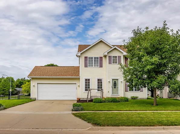 1624 3rd Ave SE, Altoona, IA 50009