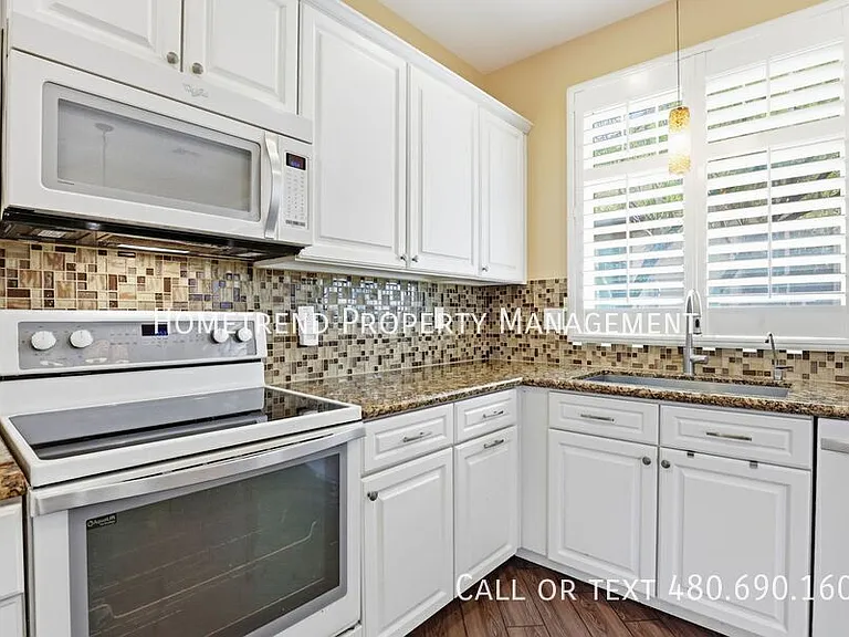 2535 E Vermont Dr — Photo 25