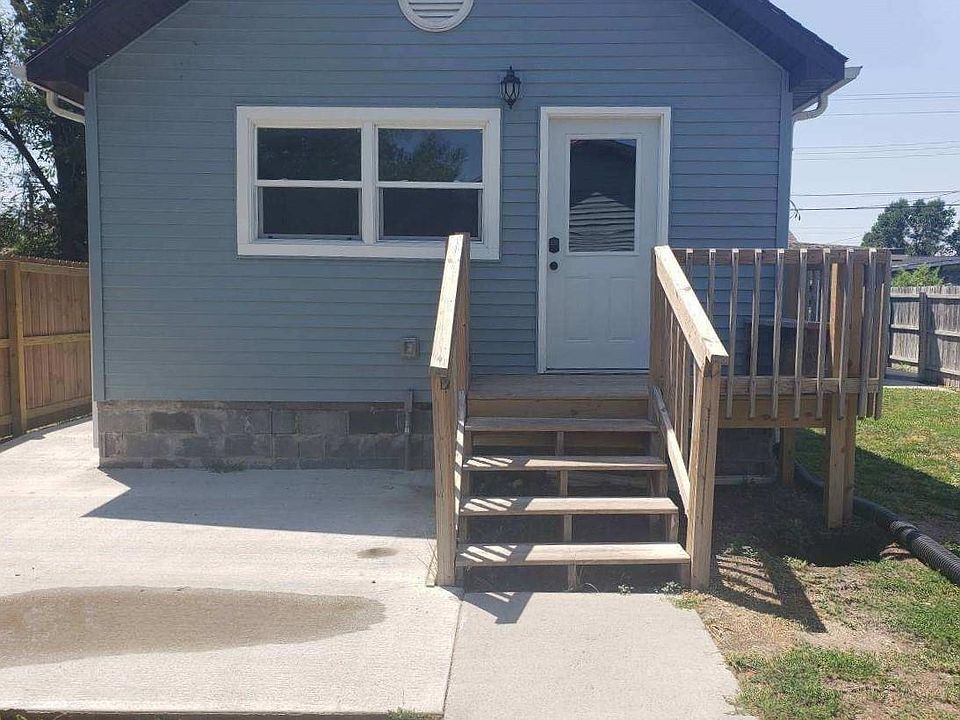 1st image of 714 E 13TH