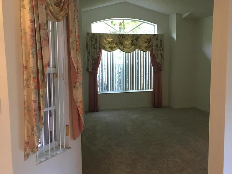 1538 SW Neptune Ave — Photo 7