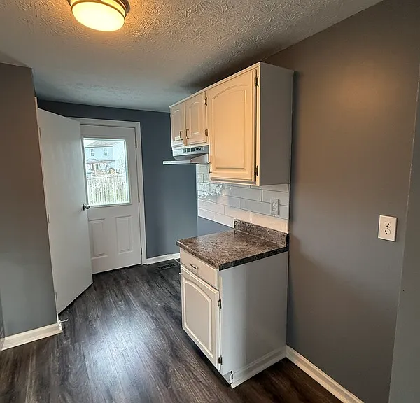 2290 Turquoise Dr — Photo 3