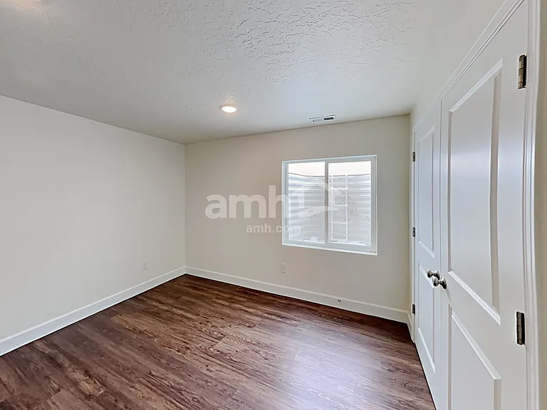 2388 E Frontier St — Photo 15
