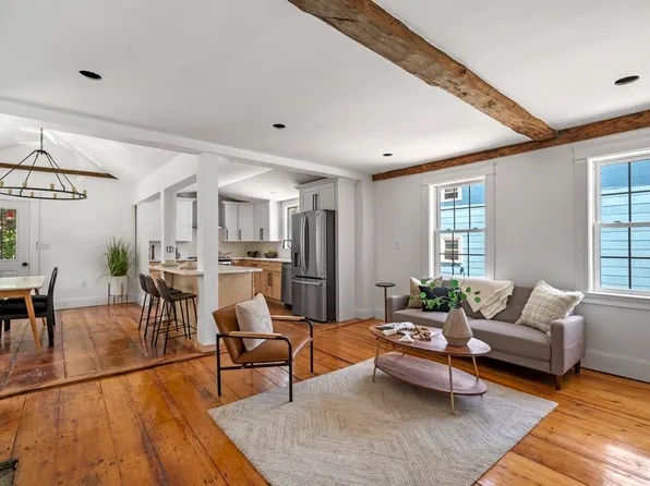 44 Buffum St #2, Salem, MA 01970