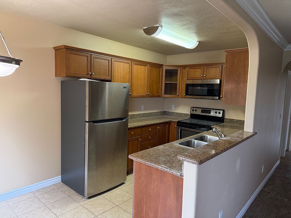 1st image of 792 Avocado Ave Unit 23