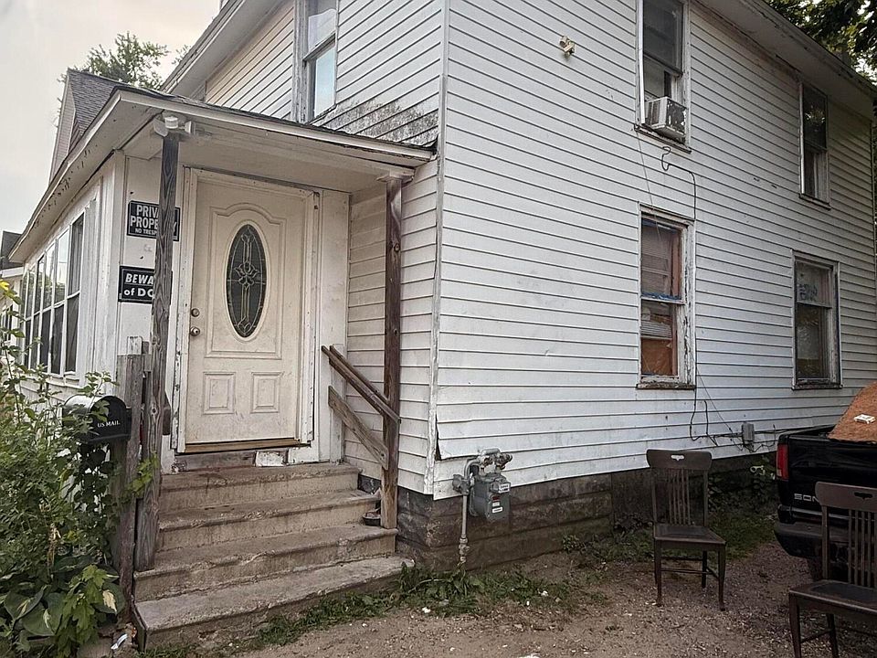 2nd image of 1208 Hays Park Ave