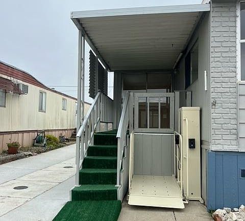 3rd image of 1600 E Clark Ave Space 135