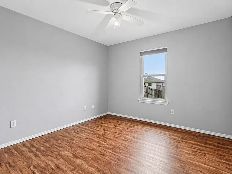 1309 Marlee Cir — Photo 29