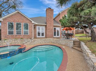 2400 Peach Blossom Ct, Bedford, TX 76021