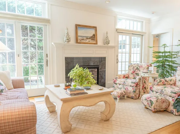 5 Barley Neck Village Lane UNIT 5, Orleans, MA 02653