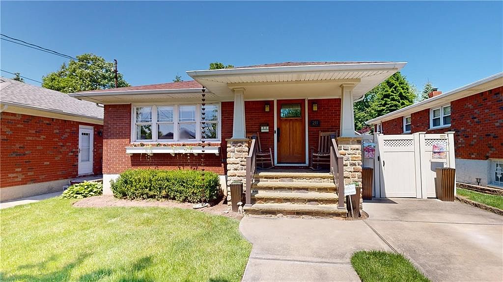 211 Cannon Blvd, Staten Island, NY 10306 Zillow