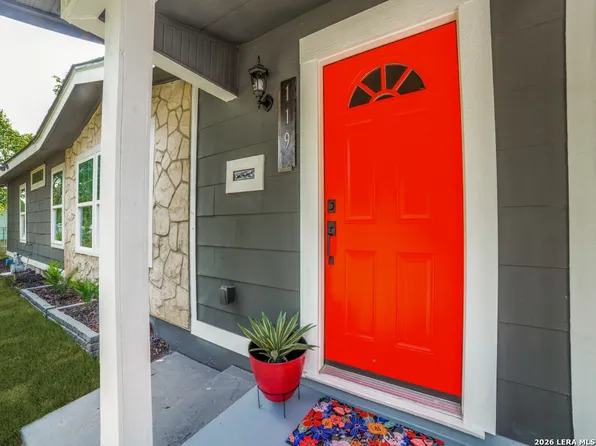 119 Livingston, San Antonio, TX 78214