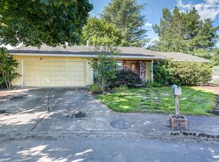 18360 SW Broad Oak Ct, Beaverton, OR 97007