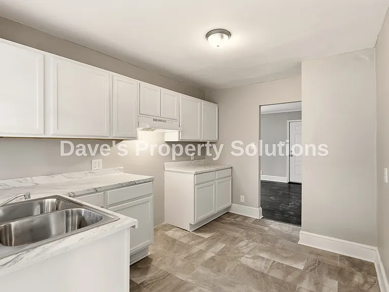 829 W Terrell St — Photo 17